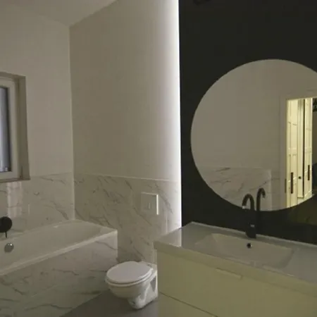 Diamond - Shiny A Budapest